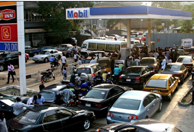 Motorists Spend Nights in Abuja Filling Stations as Petrol Supply Dries Up
