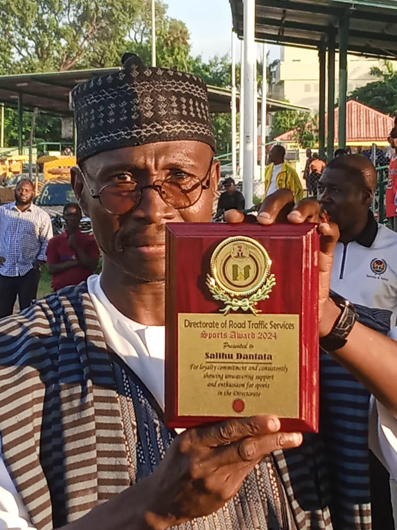 DRTS award media practitioner, security analyst and consultant